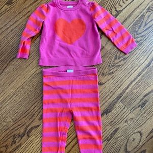 Baby gap 6-12 months soft sweater set